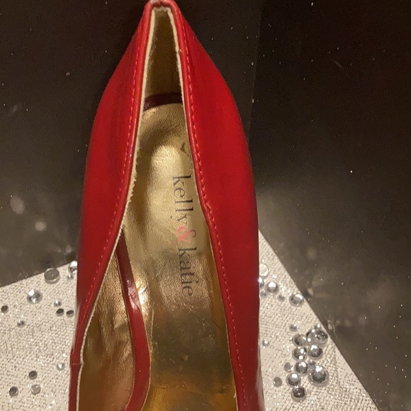 Kelly & Katie patent leather red high heels - Picture 12 of 16